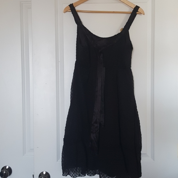 Uttam Boutique - Picture 5 of 6